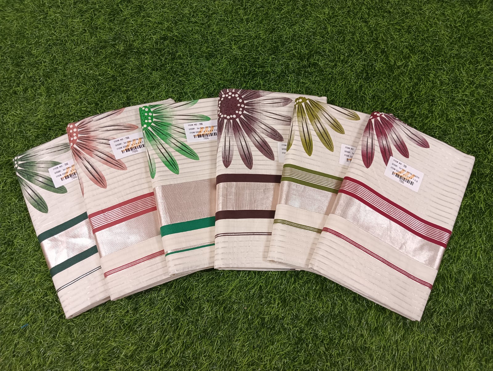 Cotton Body Lines Floral Print Saree