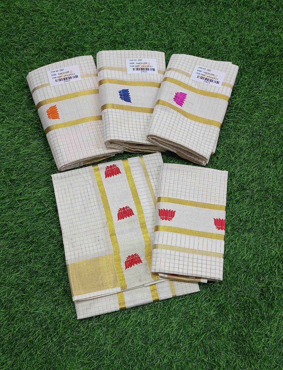 Guri Lotus Print Set Mund