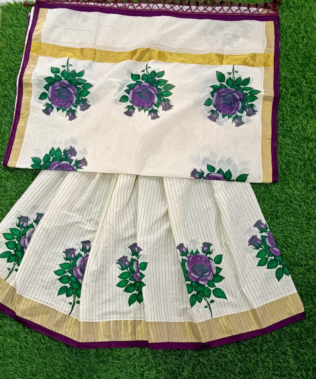 Lines Dhavani Rose Flower Print